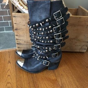 RARE Jefferey Campbell  Free People Kravitz Boots!